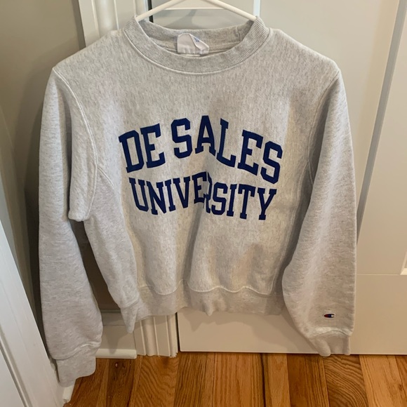 Crewneck - Picture 1 of 5